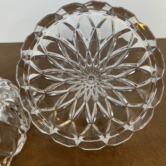 Hershey Kisses Crystal Candy Dish - Picture 7 of 11